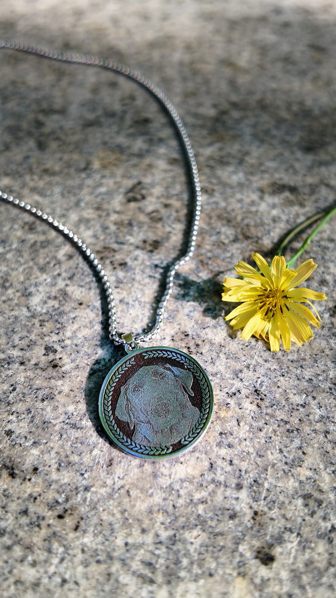 Custom Pet Outline Pendant – Round, Waterproof Titanium